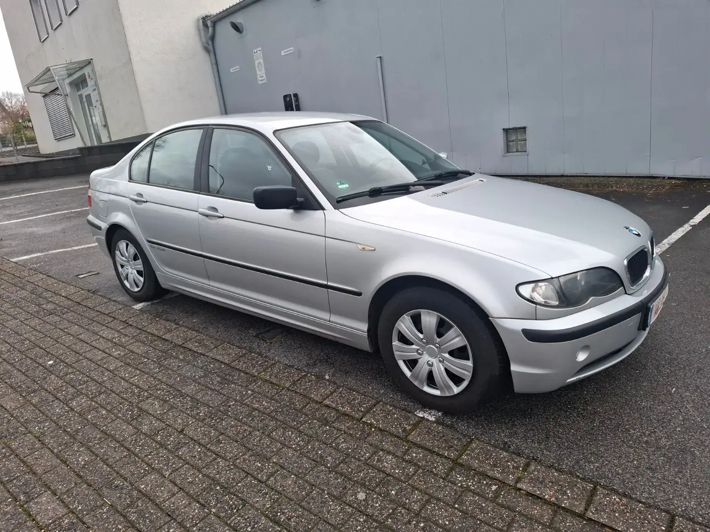 BMW 316 3 Limousine 316i TÜV 12 2026  AHK Silber - 2