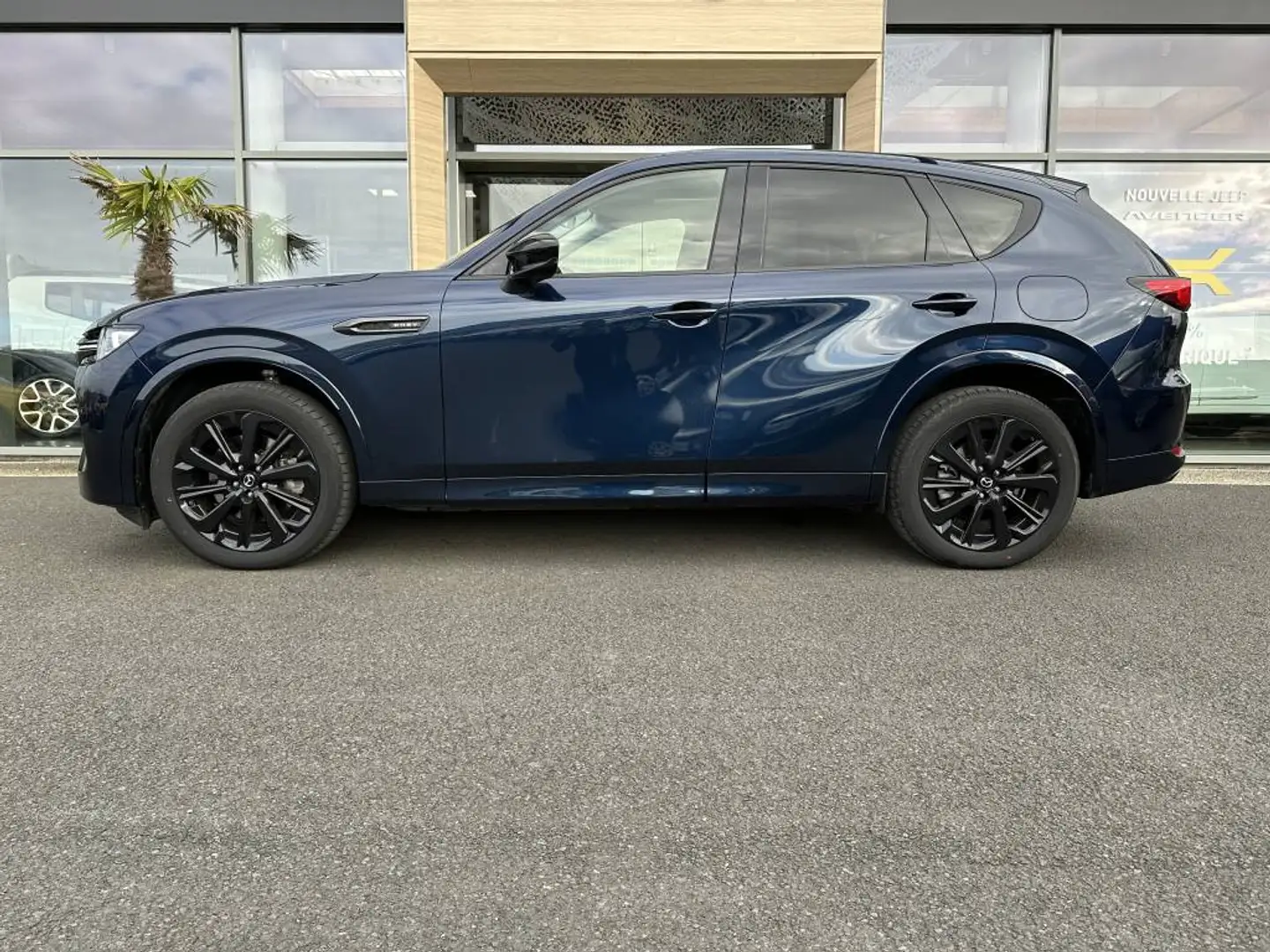 Mazda CX-60 CX-60 2.5L E-SA PHEV 327 CH 4X4 BVA8 HOMURA 192 Niebieski - 2