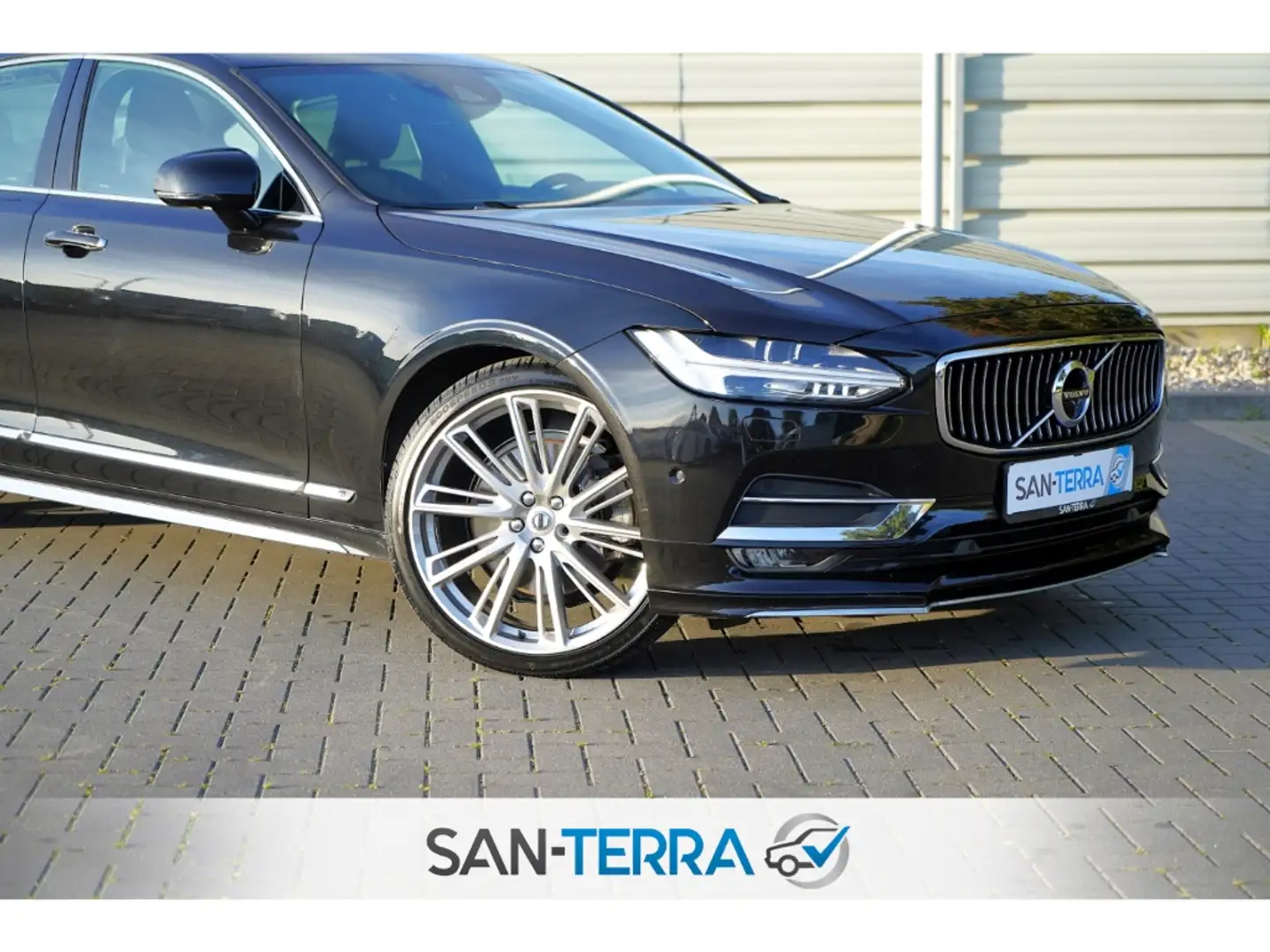 Volvo S90 INSCRIPTION AWD LEDER*KEYLESS*360-KAMERA*MULTI-LEN Schwarz - 2
