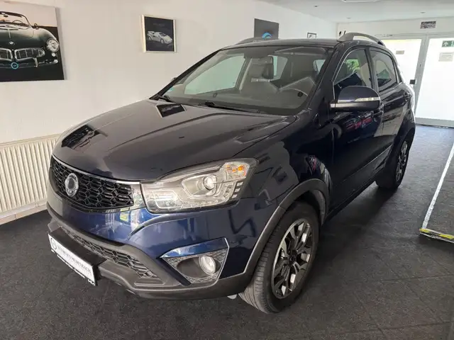 SsangYong Korando 2.0 e-XGi 200 Sapphire 2WD Navi SHZ AHK