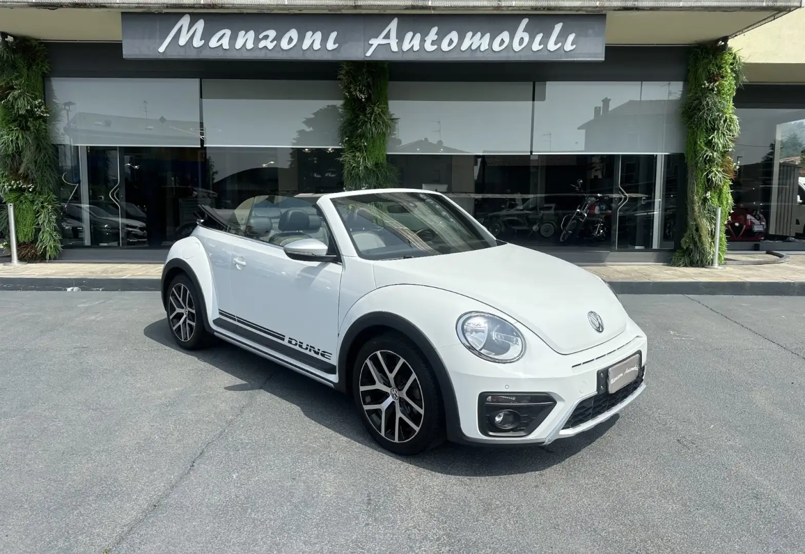 Volkswagen Beetle Cabrio 1.2 TSI DUNE UNICO PROPRIETARIO Bianco - 1