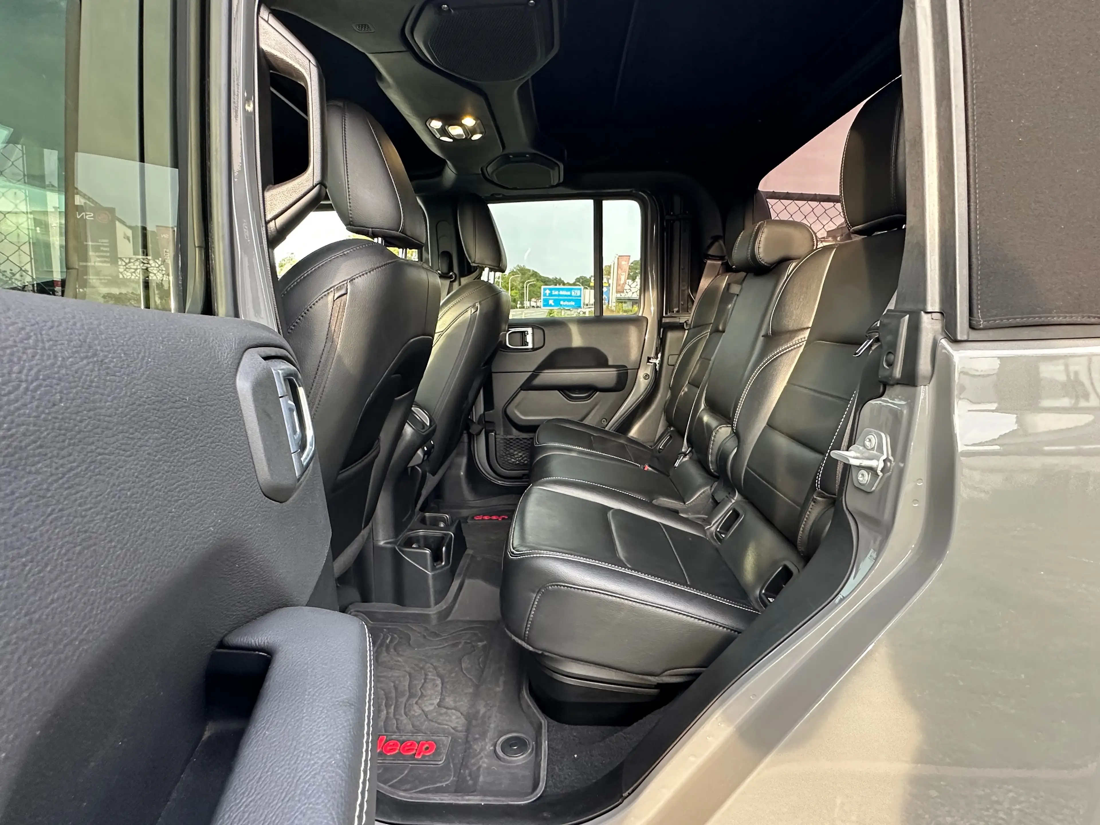 Jeep Gladiator Gladiator 3.0 V6 4WD Overland *Hardtop*adapt cruise controle*Full* — photo 9