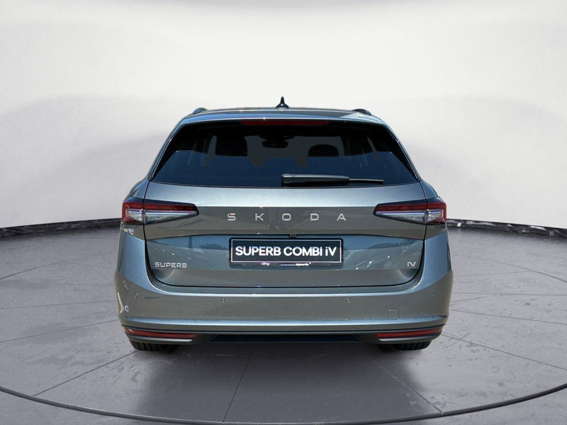 Skoda Superb Combi Selection 1,5 TSI iV 6-Gang-DSG — photo 5