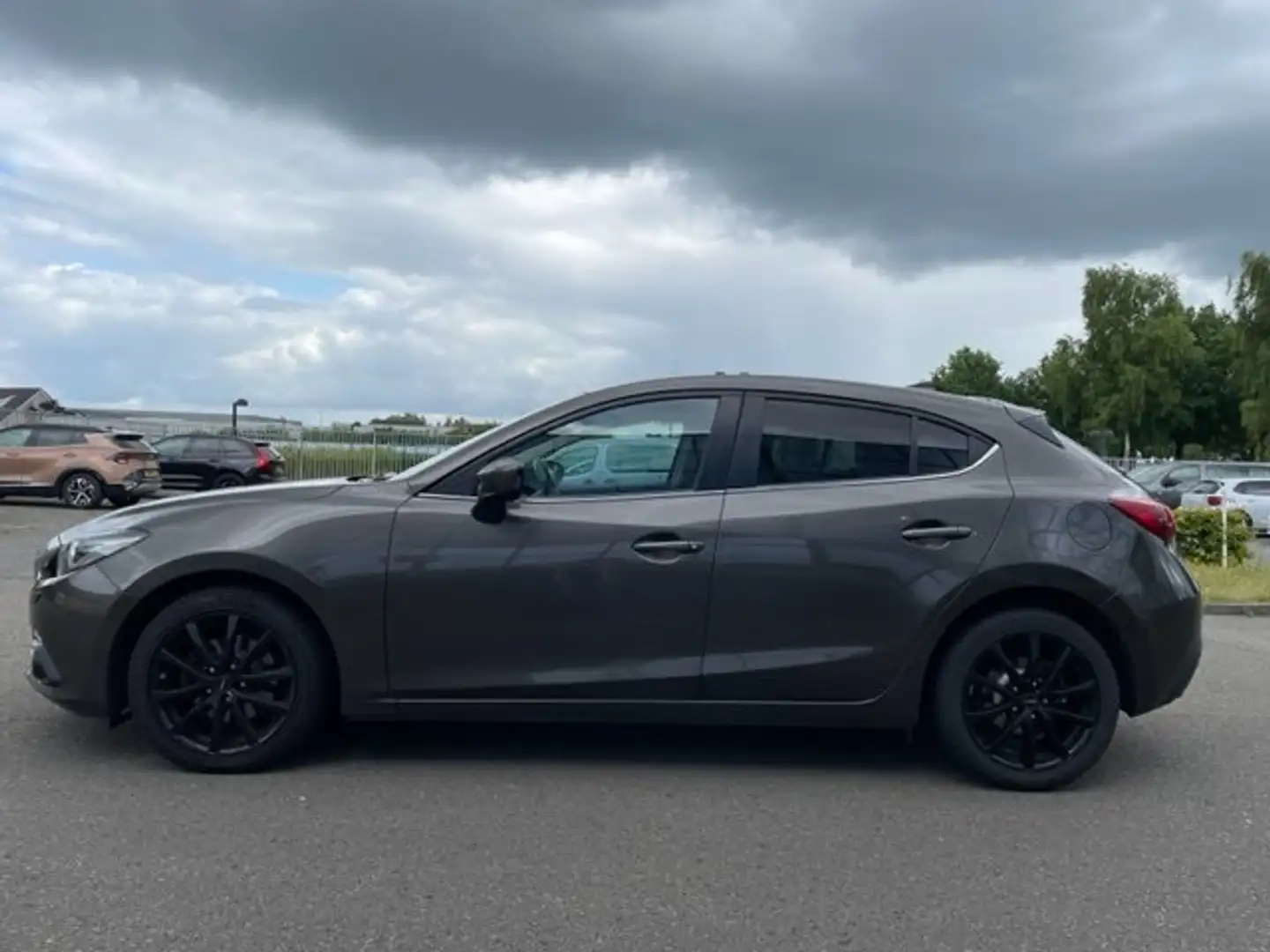Mazda 3 Gris - 2