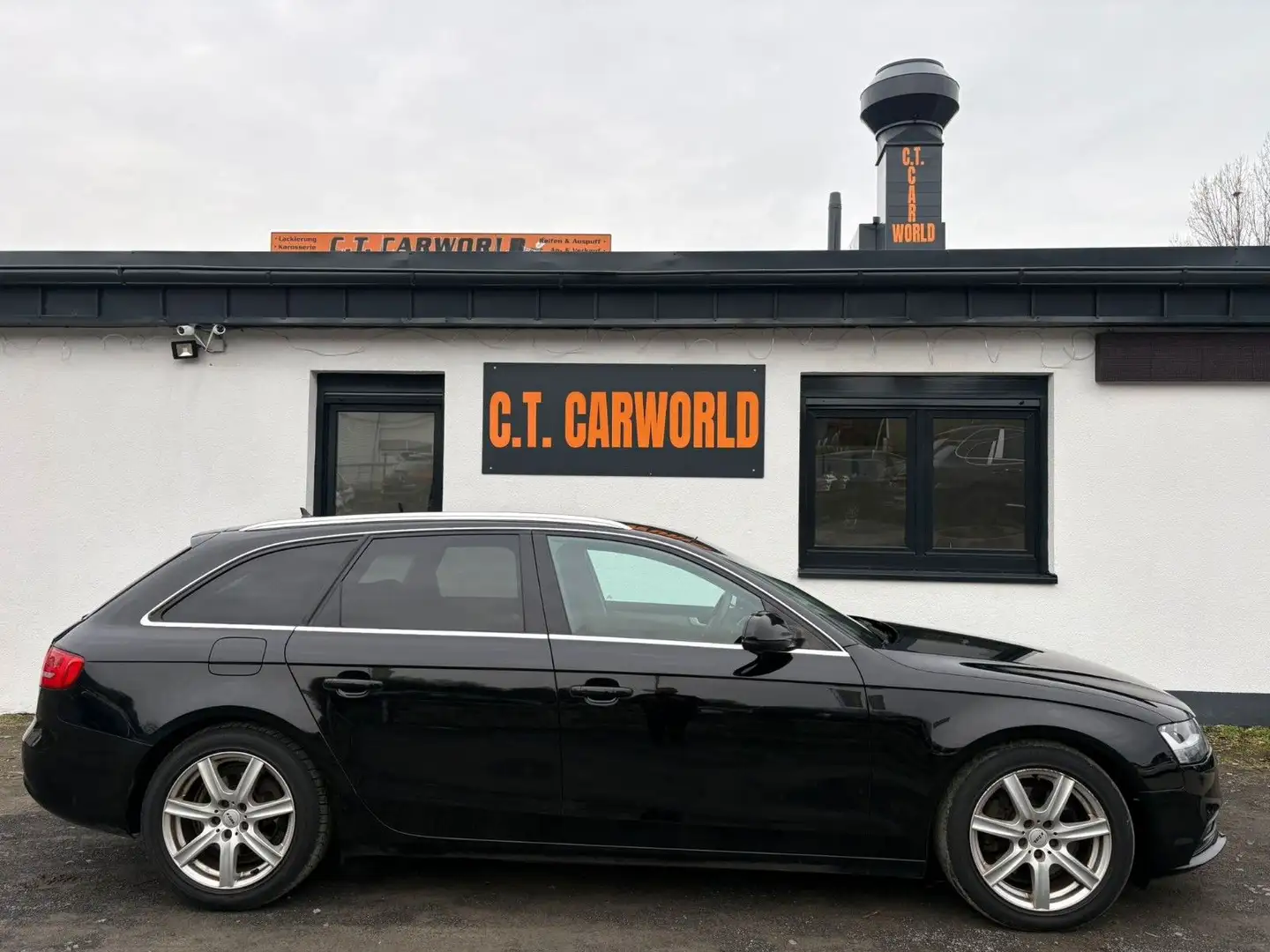 Audi A4 AVANT ATTRACTION / TÜV NEU / SERVICE NEU Schwarz - 2
