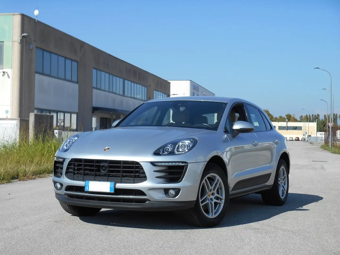 Porsche Macan 2.0 252cv pdk Argent - 1