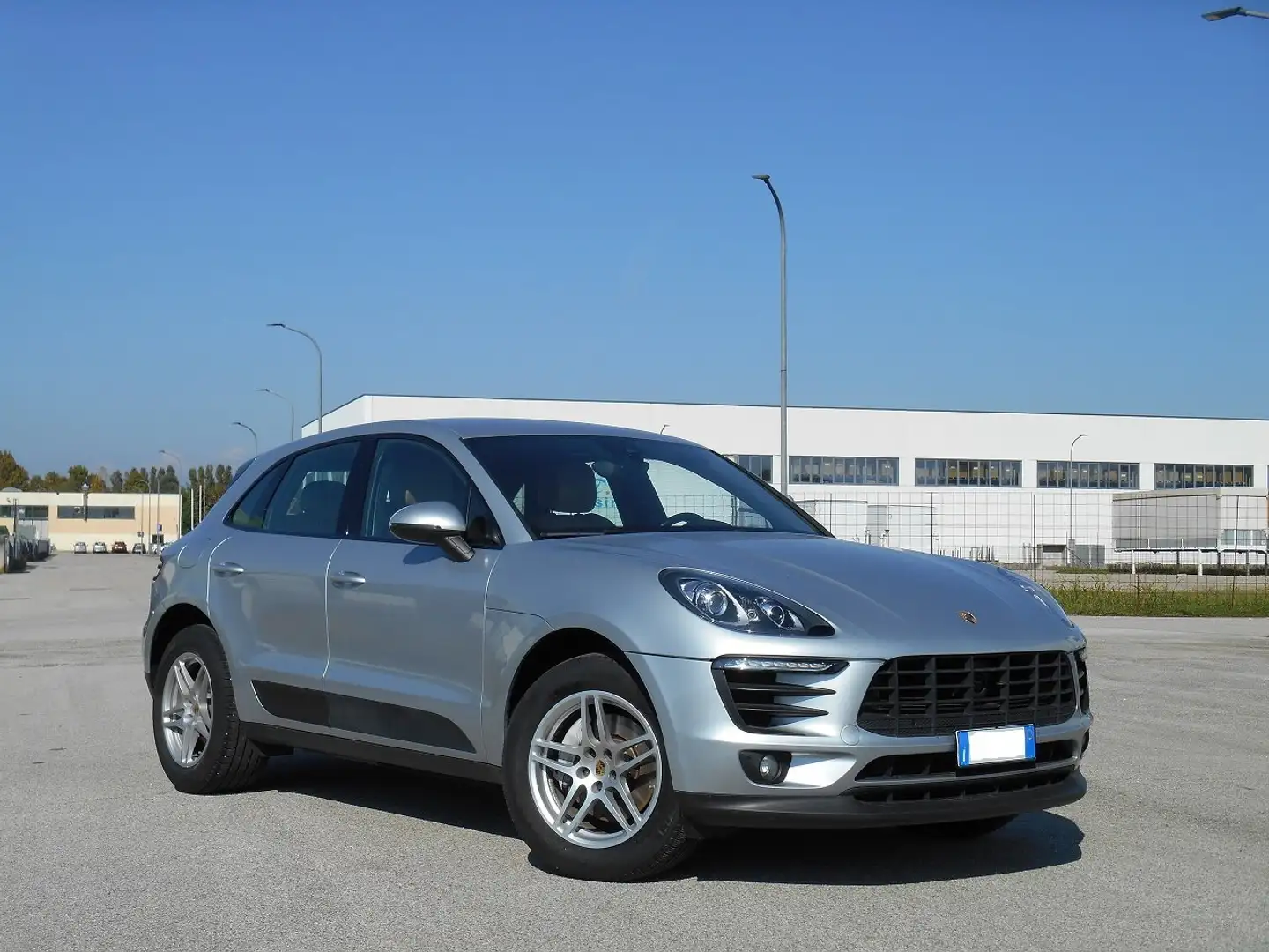 Porsche Macan 2.0 252cv pdk Argent - 2