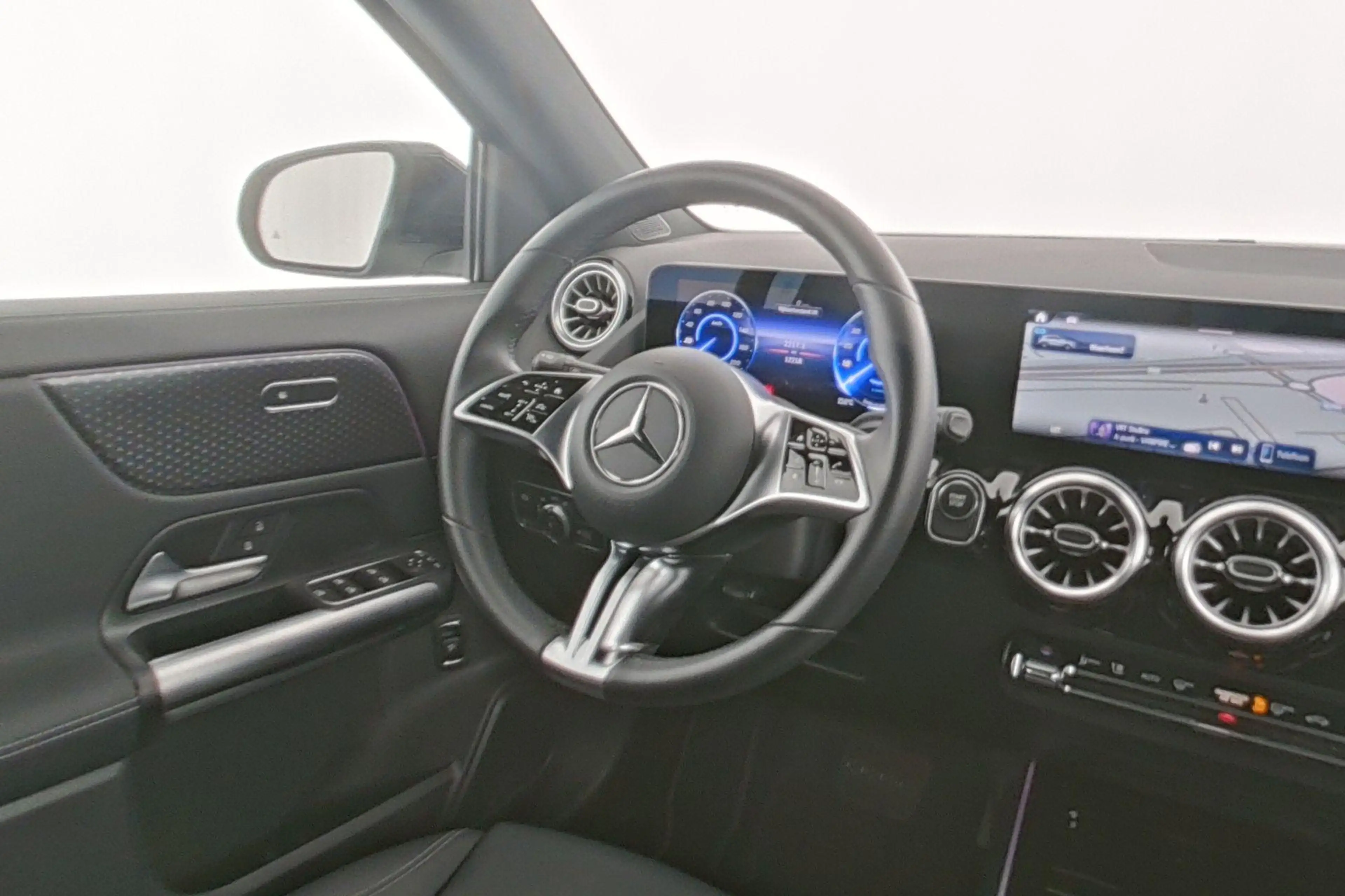 Mercedes-Benz EQA 250 250+ Business Line Business Line 67 kWh — photo 13