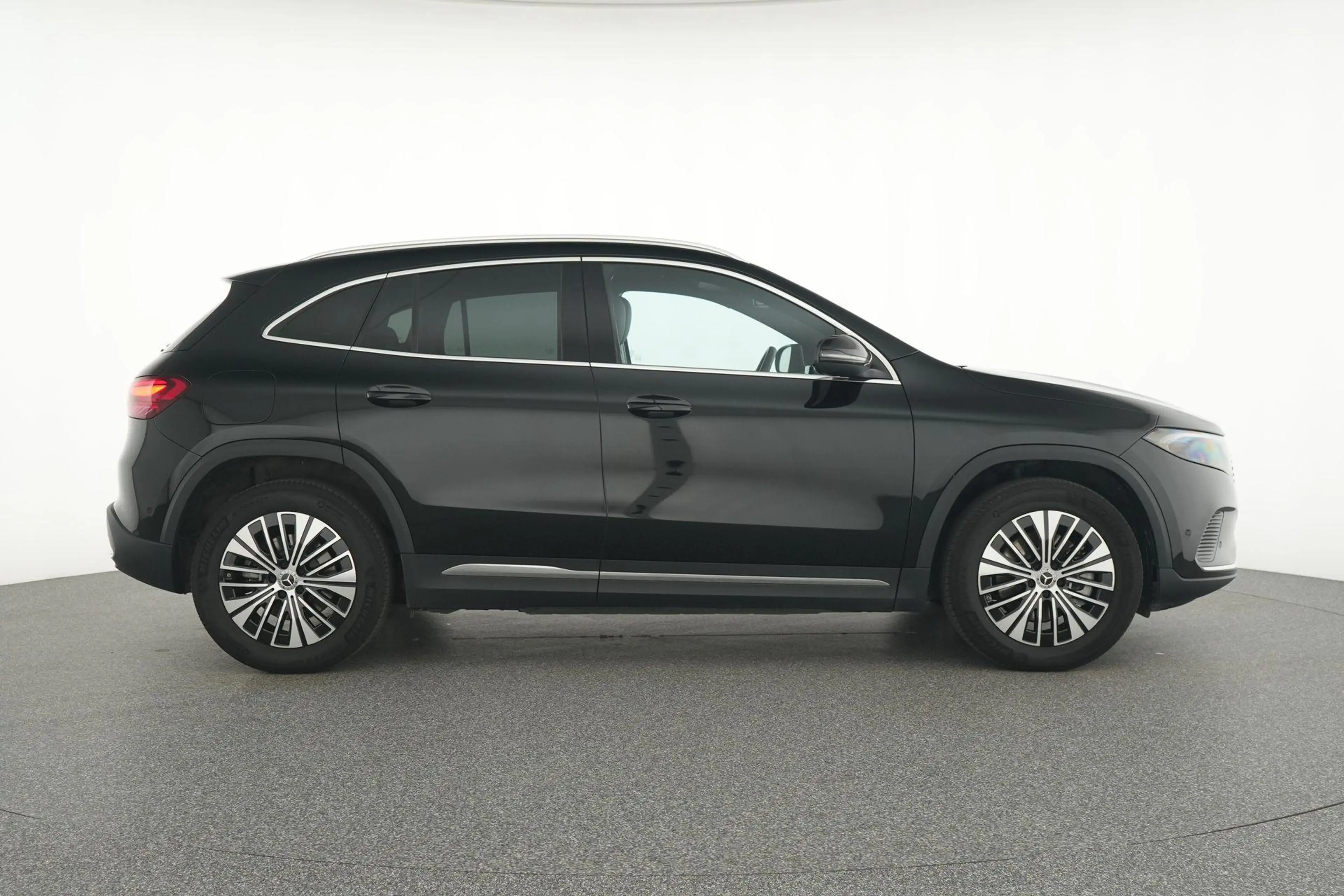Mercedes-Benz EQA 250 250+ Business Line Business Line 67 kWh — photo 9