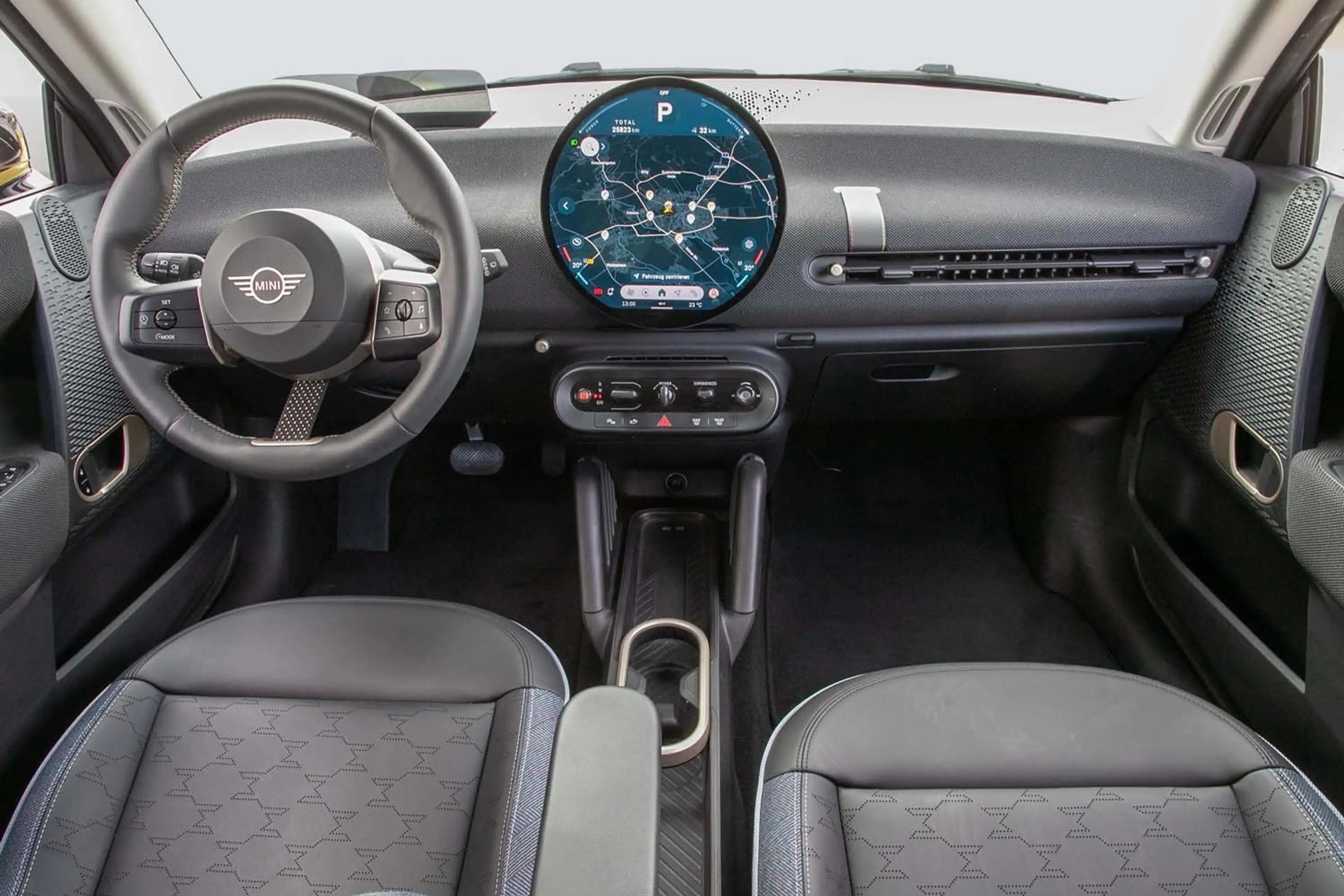 MINI Cooper SE HeadUp Pano Sitzhzg Rkam LED Komfort — photo 5