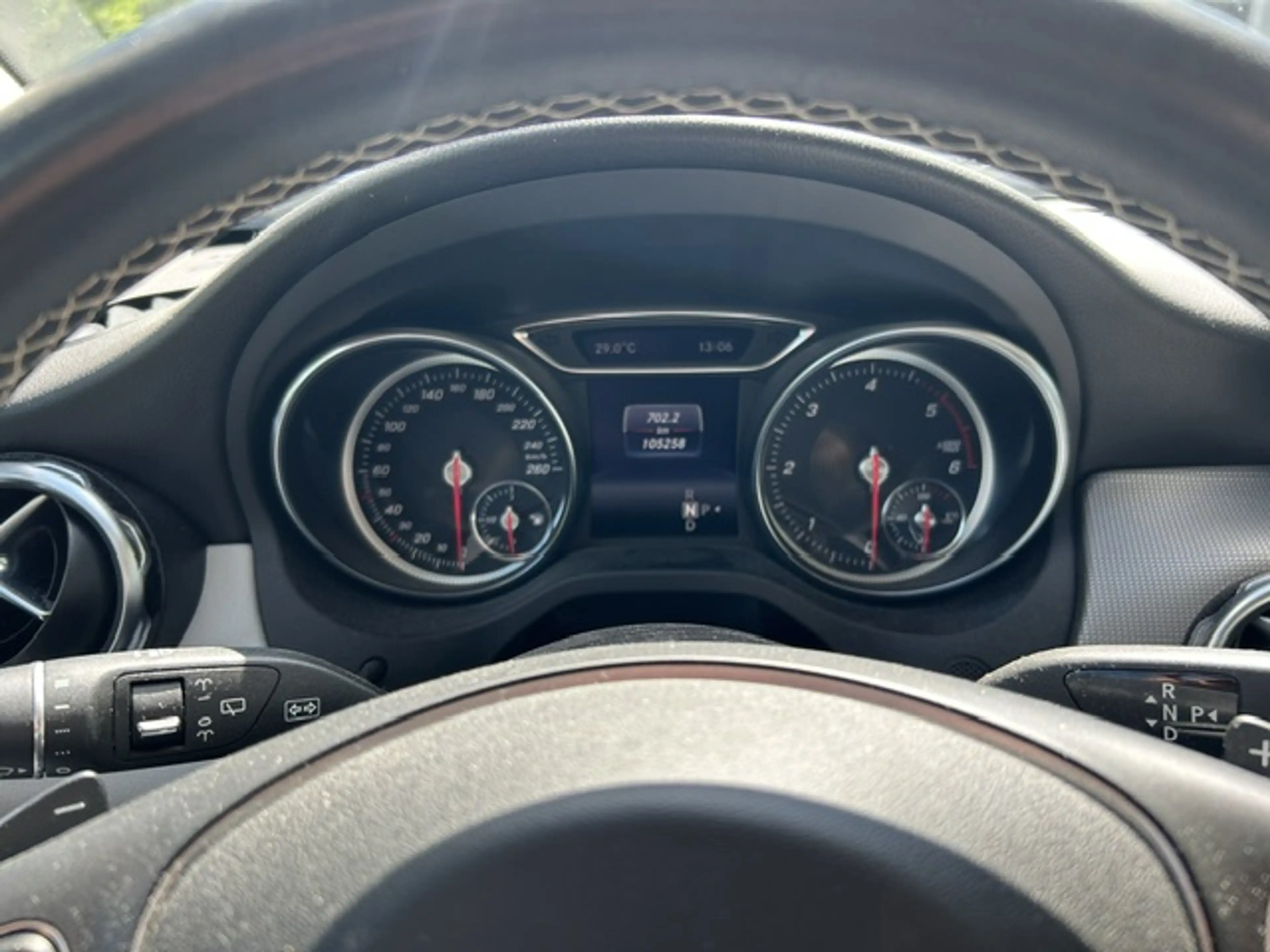 Mercedes-Benz GLA 220 GLA 220 d*STANDHZG*GARMIN*LED*PDC*8-fach bereift* — photo 8