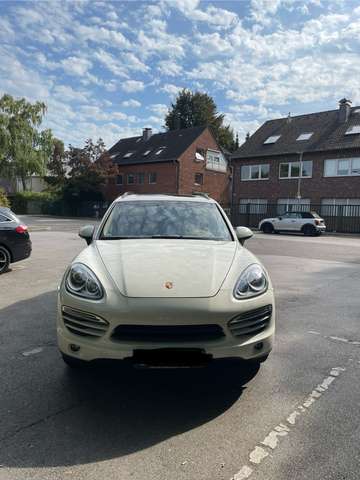 Imagine Porsche Cayenne Tiptronic S