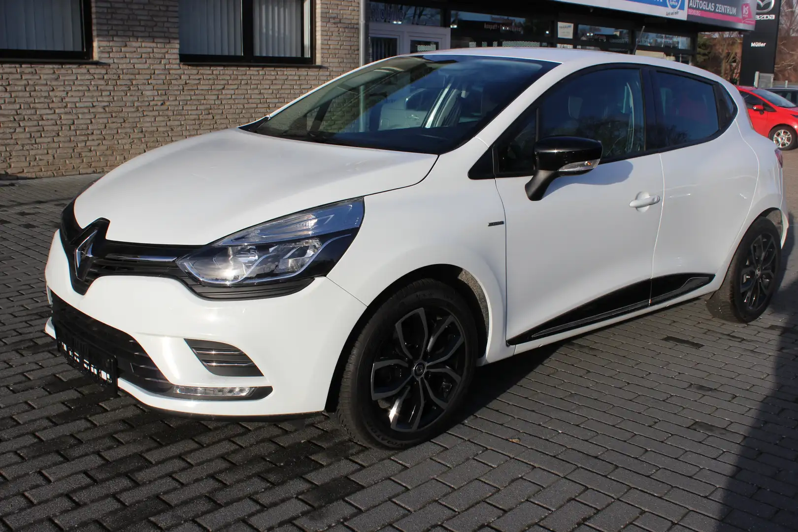 Renault Clio Energy TCe 90 Weiß - 1