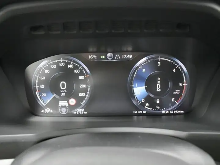 Volvo XC90 2021, foto 14