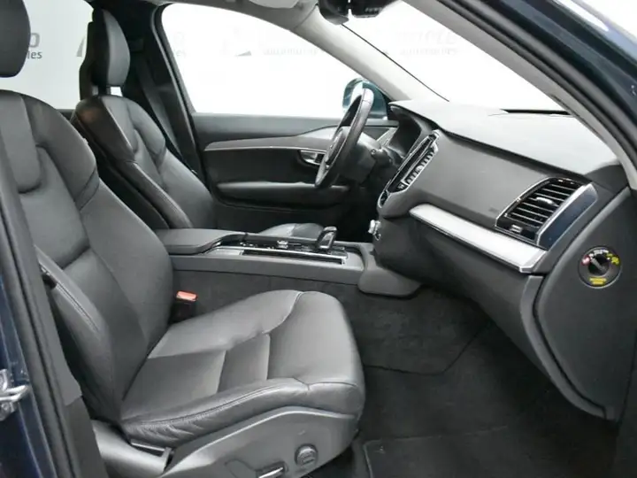 Volvo XC90 2021, foto 47