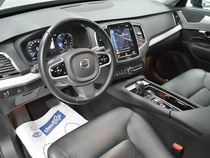 Volvo XC90 2021, foto 6