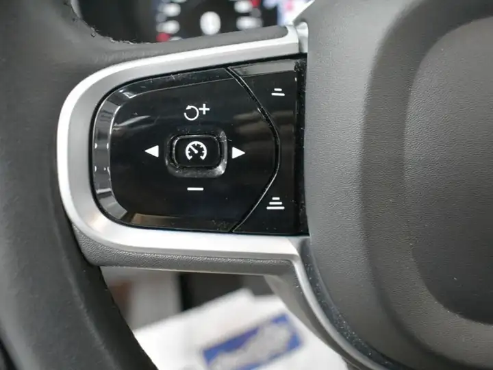 Volvo XC90 2021, foto 21