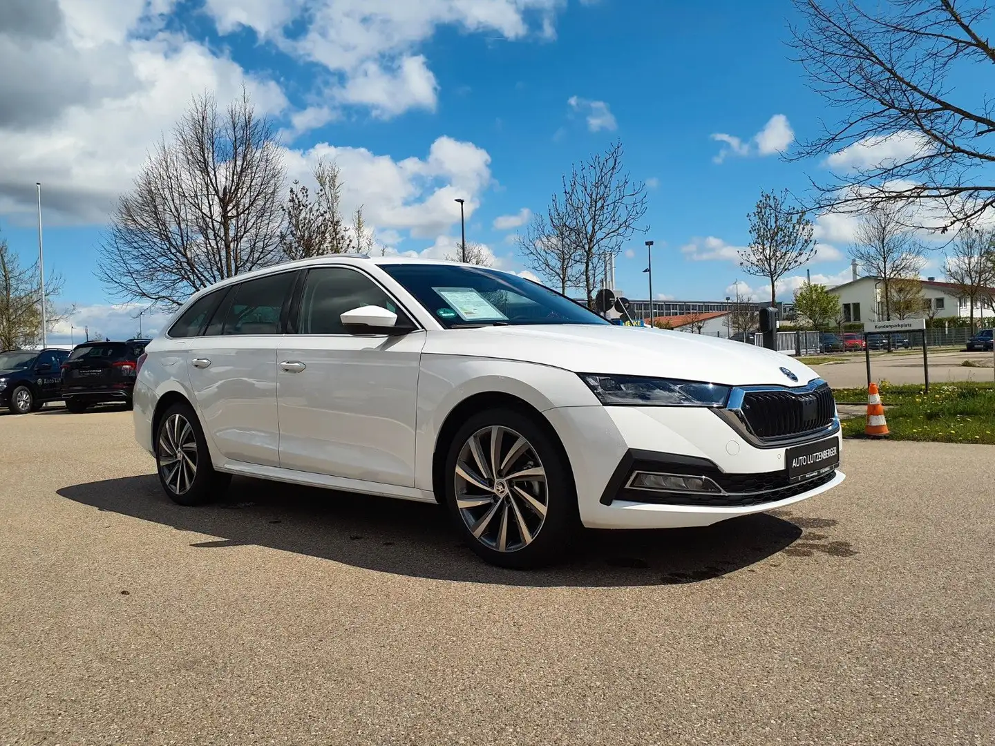 Skoda Octavia Combi 1.5 TSI Style AHK KAMERA LED NAVI Weiß - 2