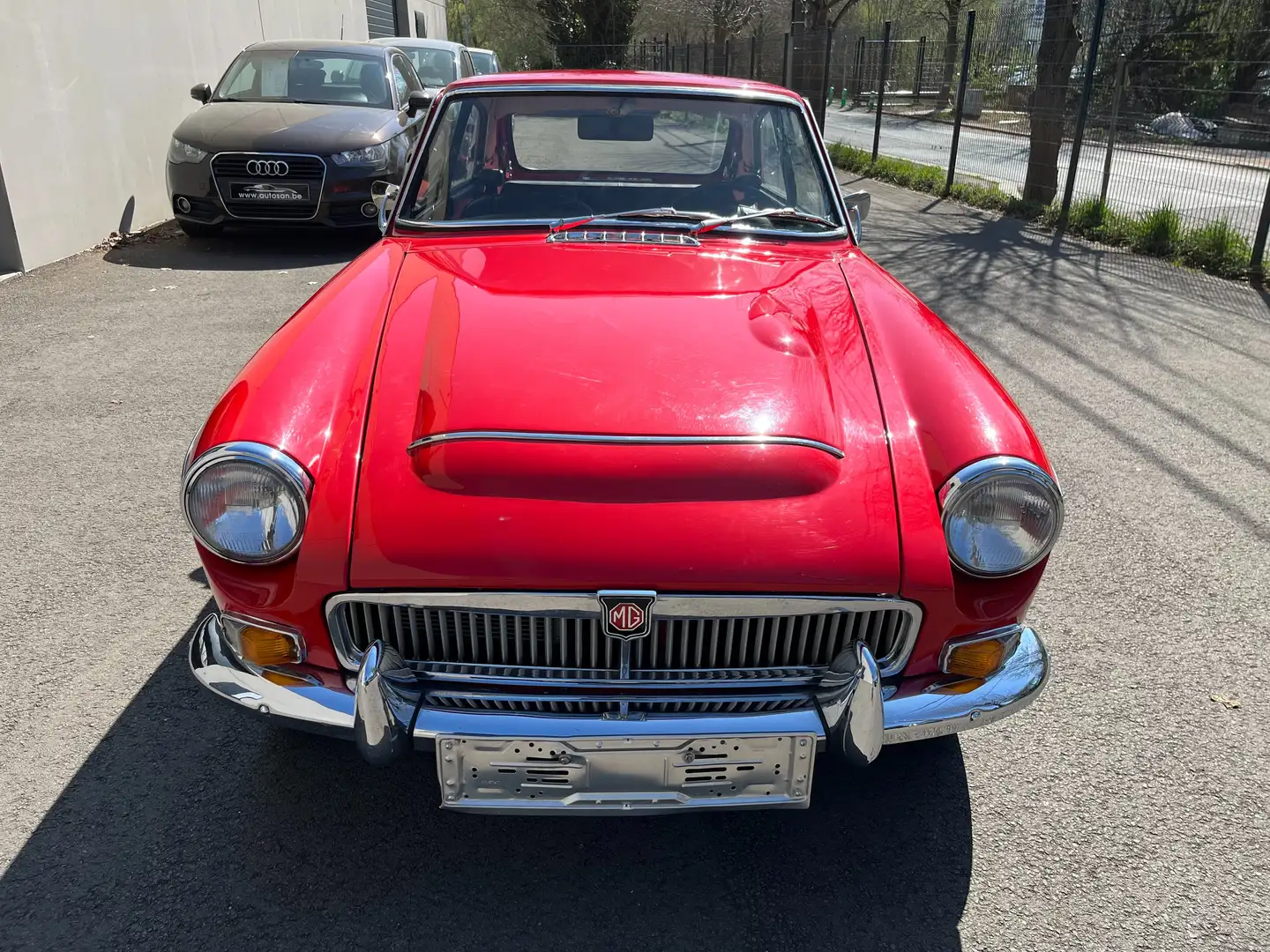 MG MGC GT 6 cyl 3.000cc Boîte manuel Rood - 2