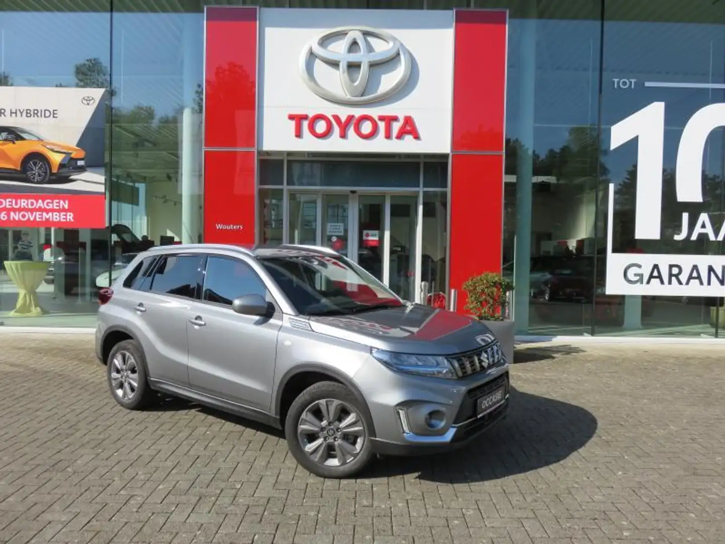 Suzuki Vitara 1.5 HYBR. GL+ HYBRIDE Grijs - 1
