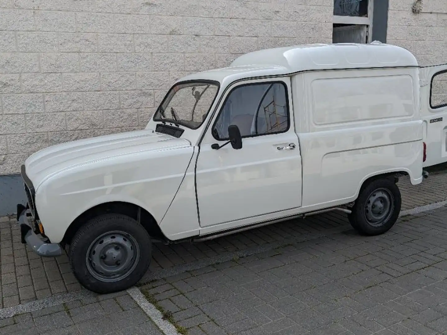 Renault R 4 R4 F Beyaz - 1