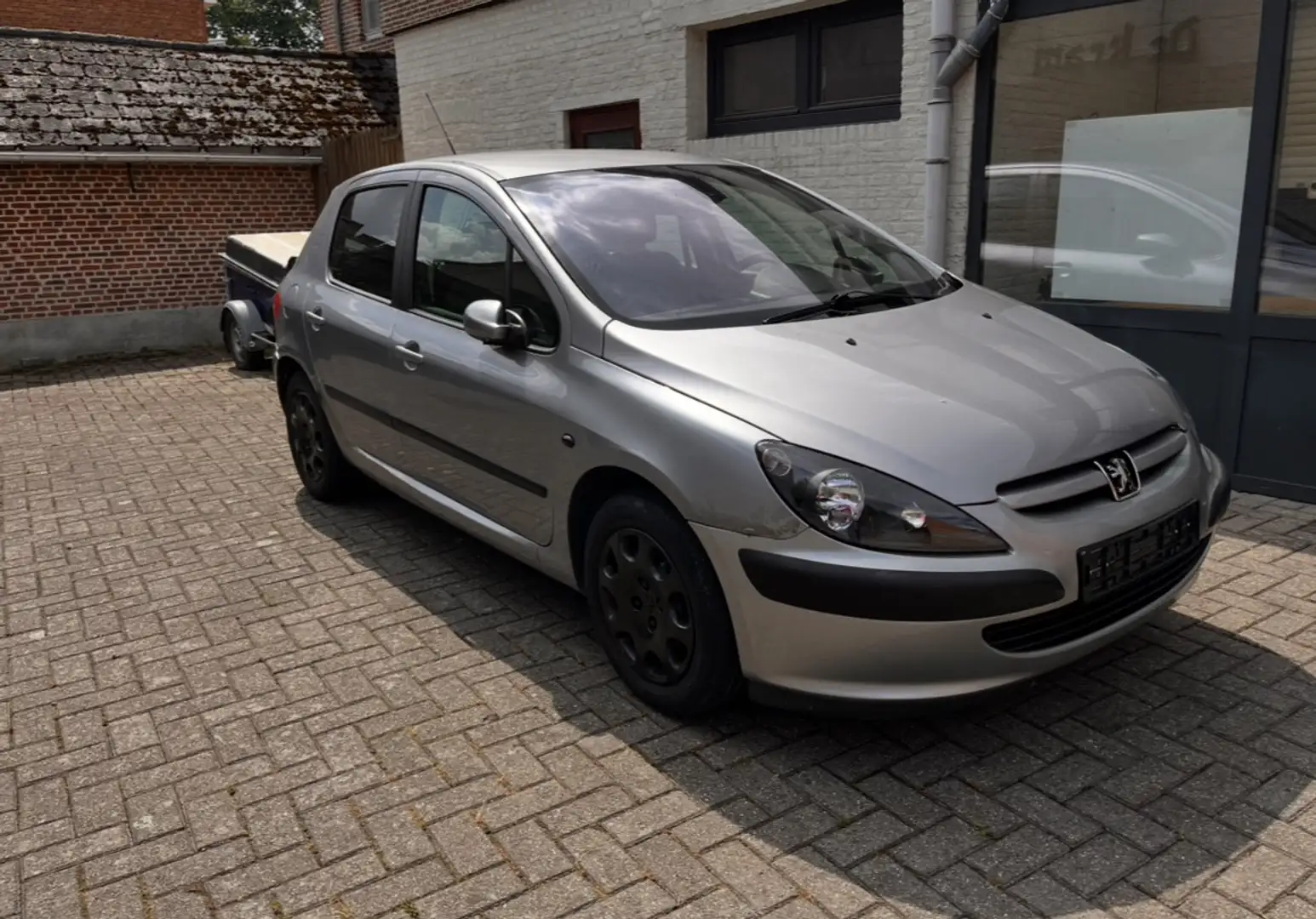 Peugeot 307 110 Premium 1,6 L benzine - 1