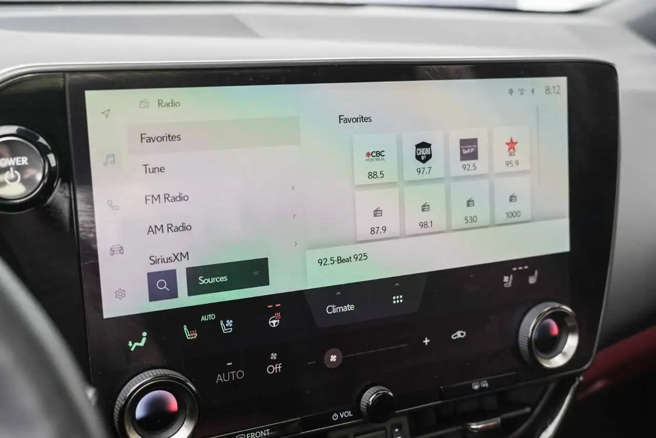 Lexus NX снимка Lexus NX