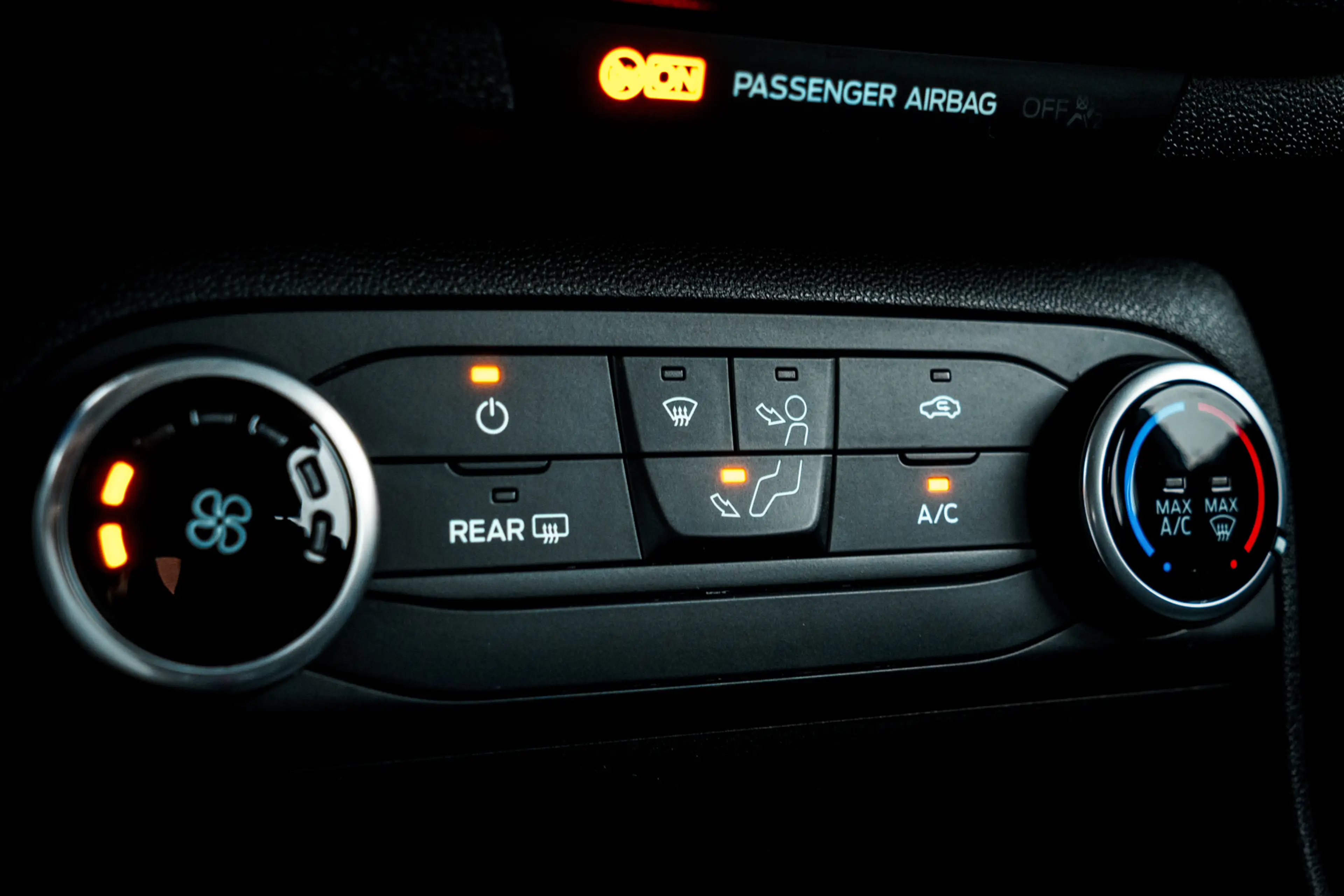 Ford Fiesta 1.1 86 PK Trend | 5 DRS | Airco | Bluetooth | | Ra — photo 11