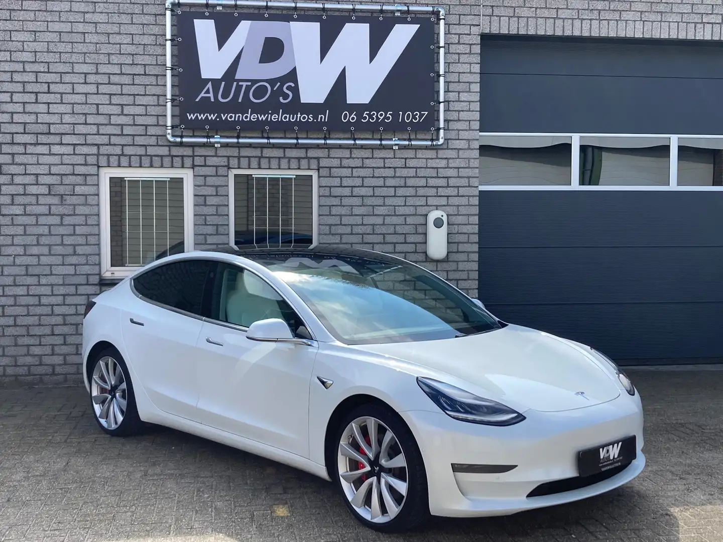 Tesla Model 3 Performance long range 463 pk nieuwstaat . Blanc - 2