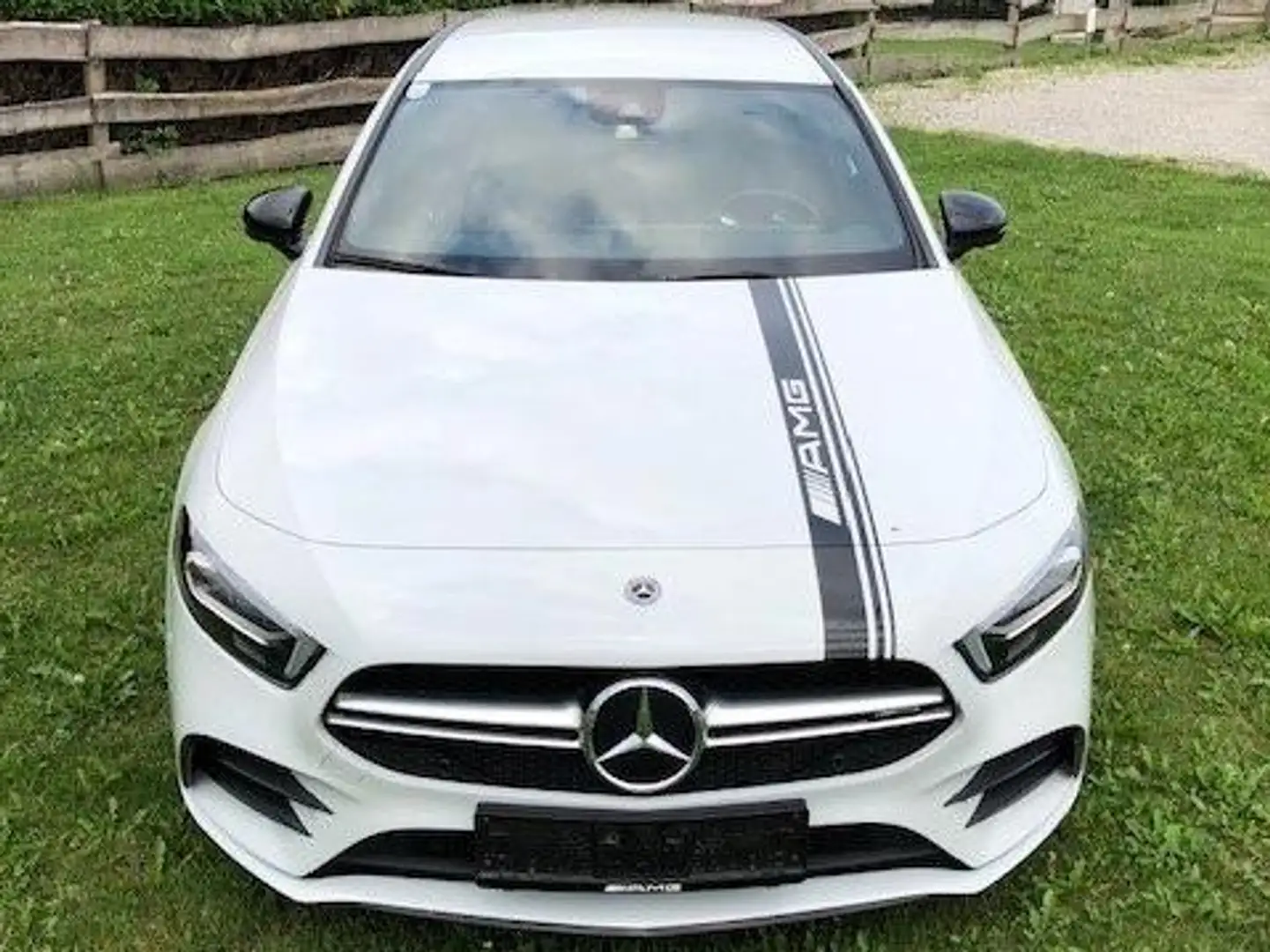 Mercedes-Benz A 35 AMG A 35 AMG 4MATIC Aut. Weiß - 1