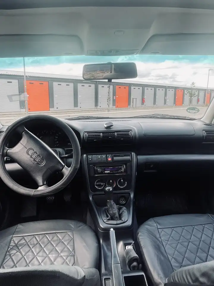 Audi A4 1.6, foto 7