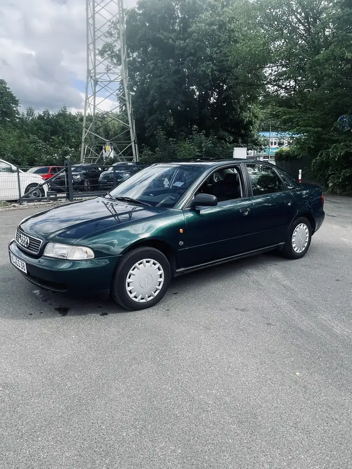 Audi A4 1.6, foto 2