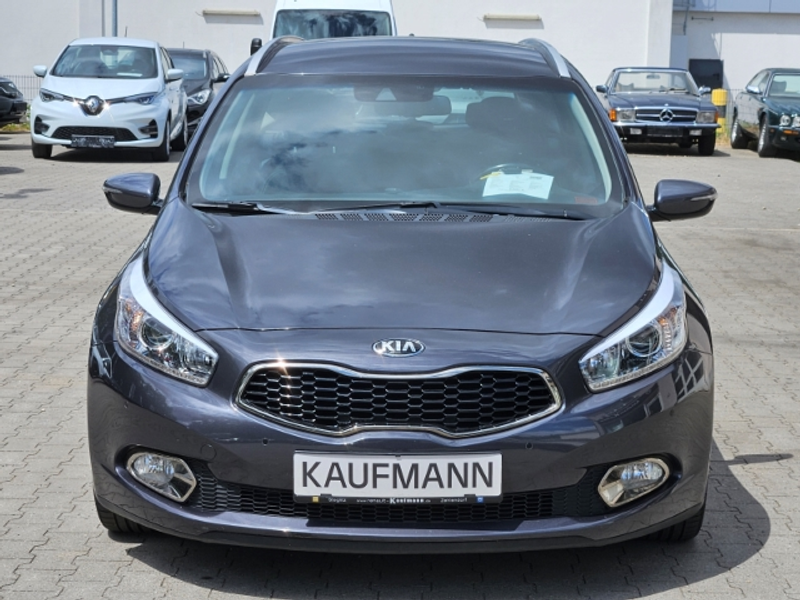 Kia Ceed SW / cee'd SW Sportswagon — photo 2
