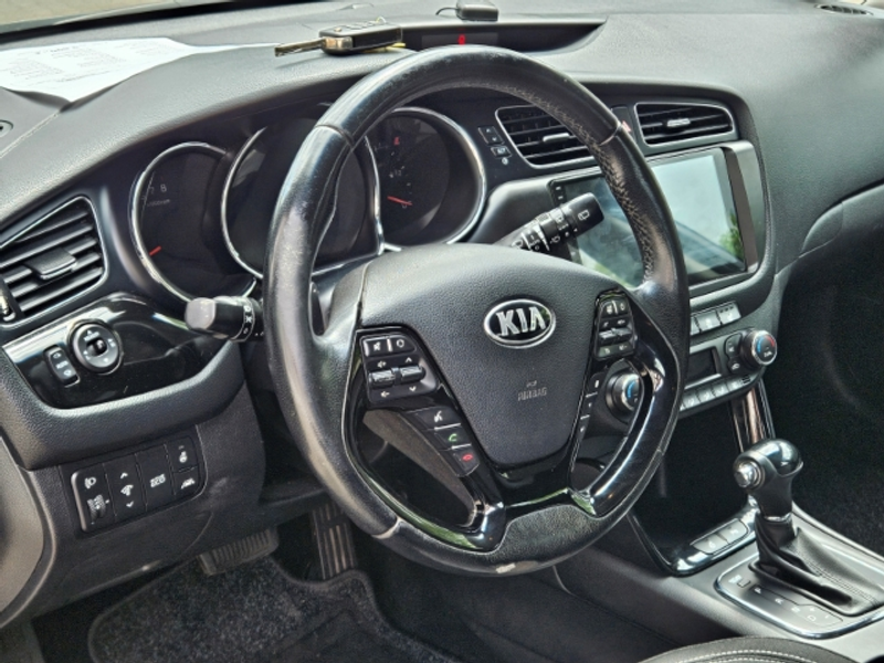 Kia Ceed SW / cee'd SW Sportswagon — photo 12