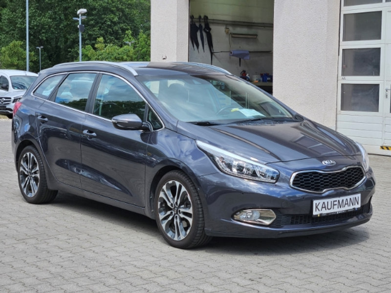 Kia Ceed SW / cee'd SW Sportswagon — photo 3