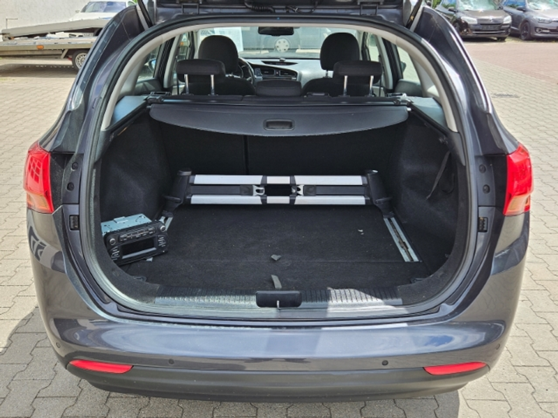 Kia Ceed SW / cee'd SW Sportswagon — photo 14