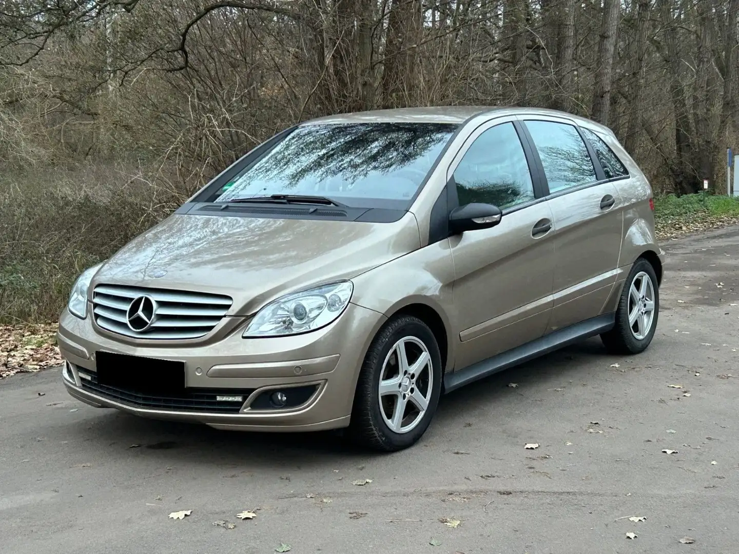 Mercedes-Benz B 200 B B 200 *Automatik* *Navi* *AHK* Oro - 1