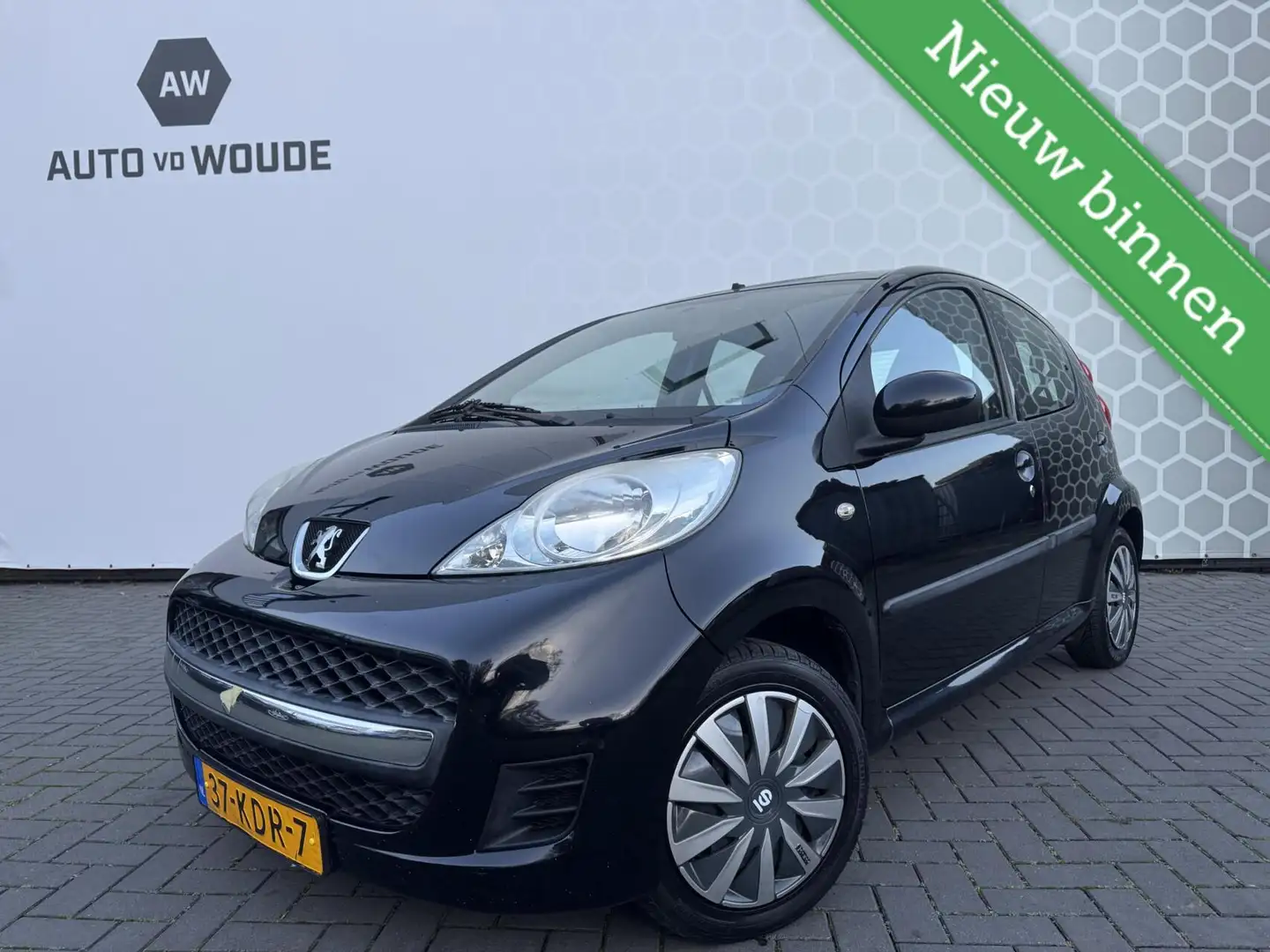Peugeot 107 1.0-12V Sublime Airco Elek. ramen Zwart - 1