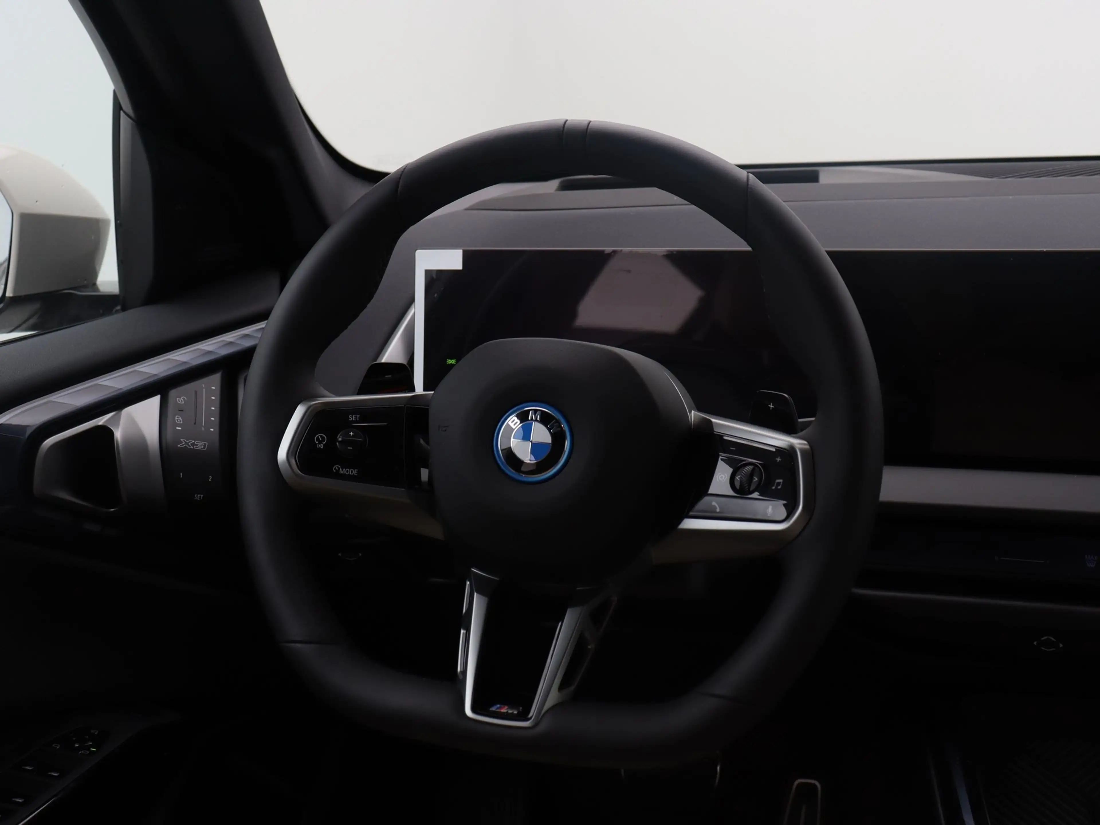BMW X3 30e xDrive — photo 2