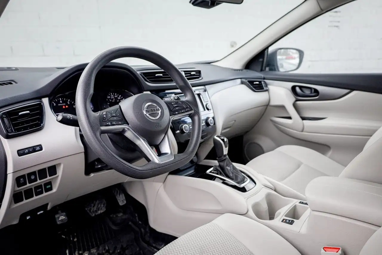 Nissan Qashqai снимка Nissan Qashqai