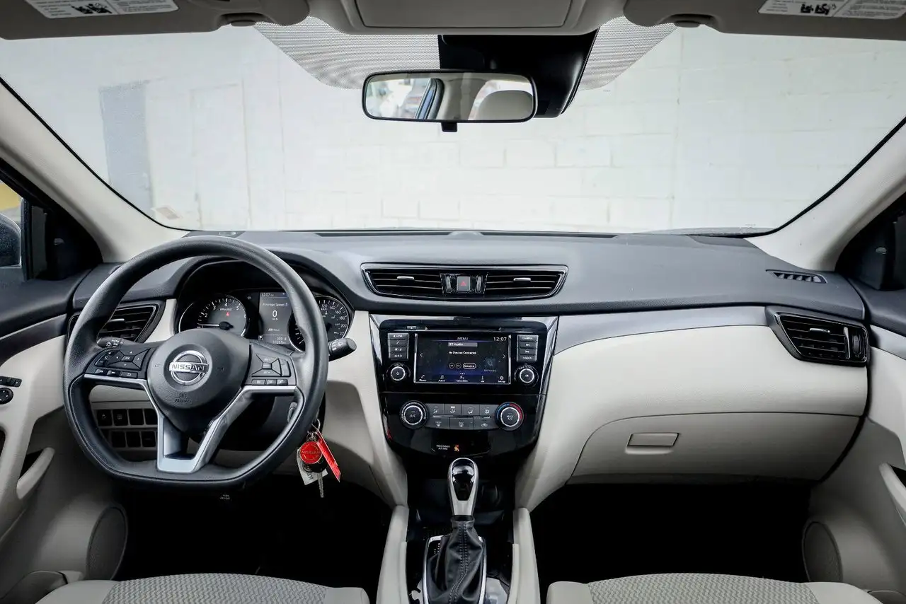 Nissan Qashqai снимка Nissan Qashqai