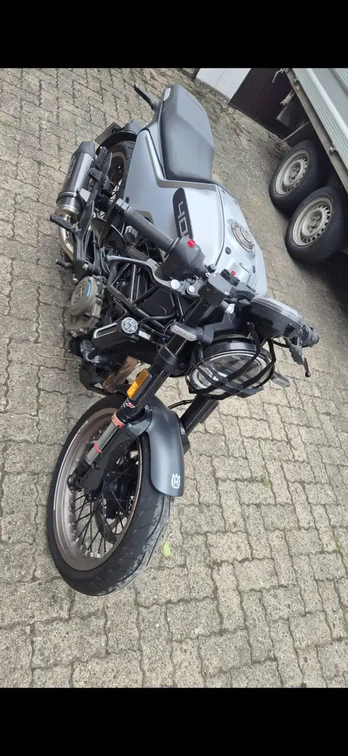 Husqvarna Vitpilen 401 Srebrny - 2