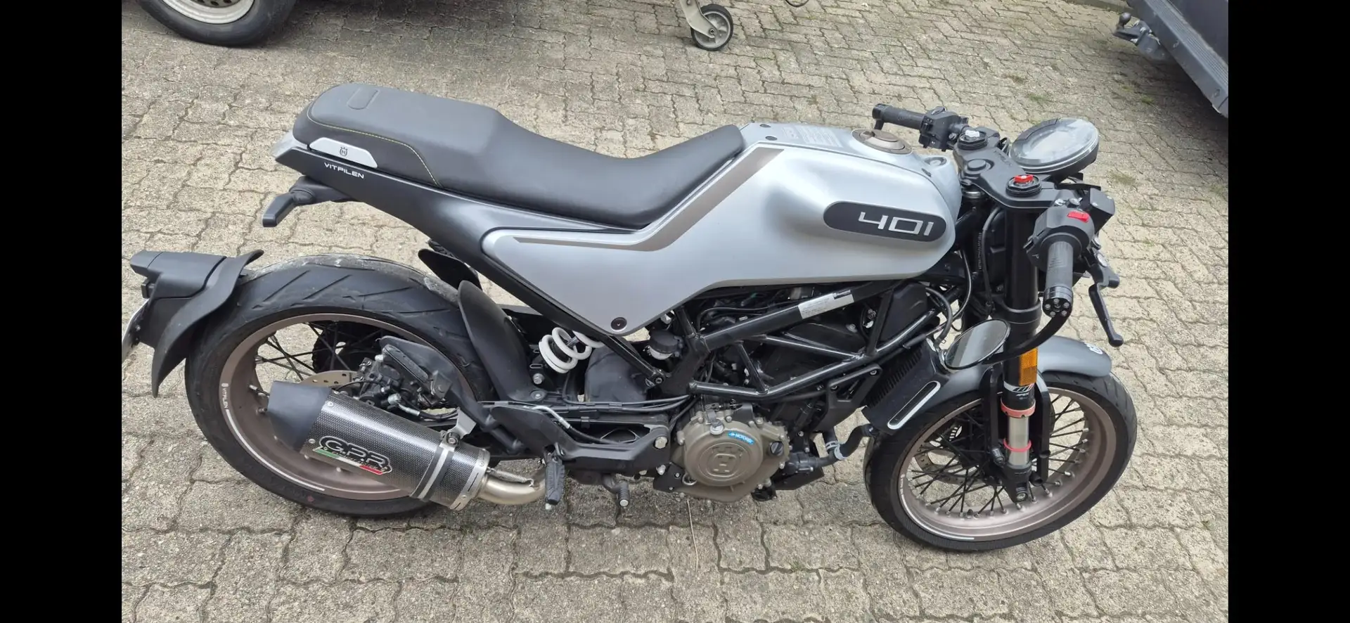 Husqvarna Vitpilen 401 Srebrny - 1