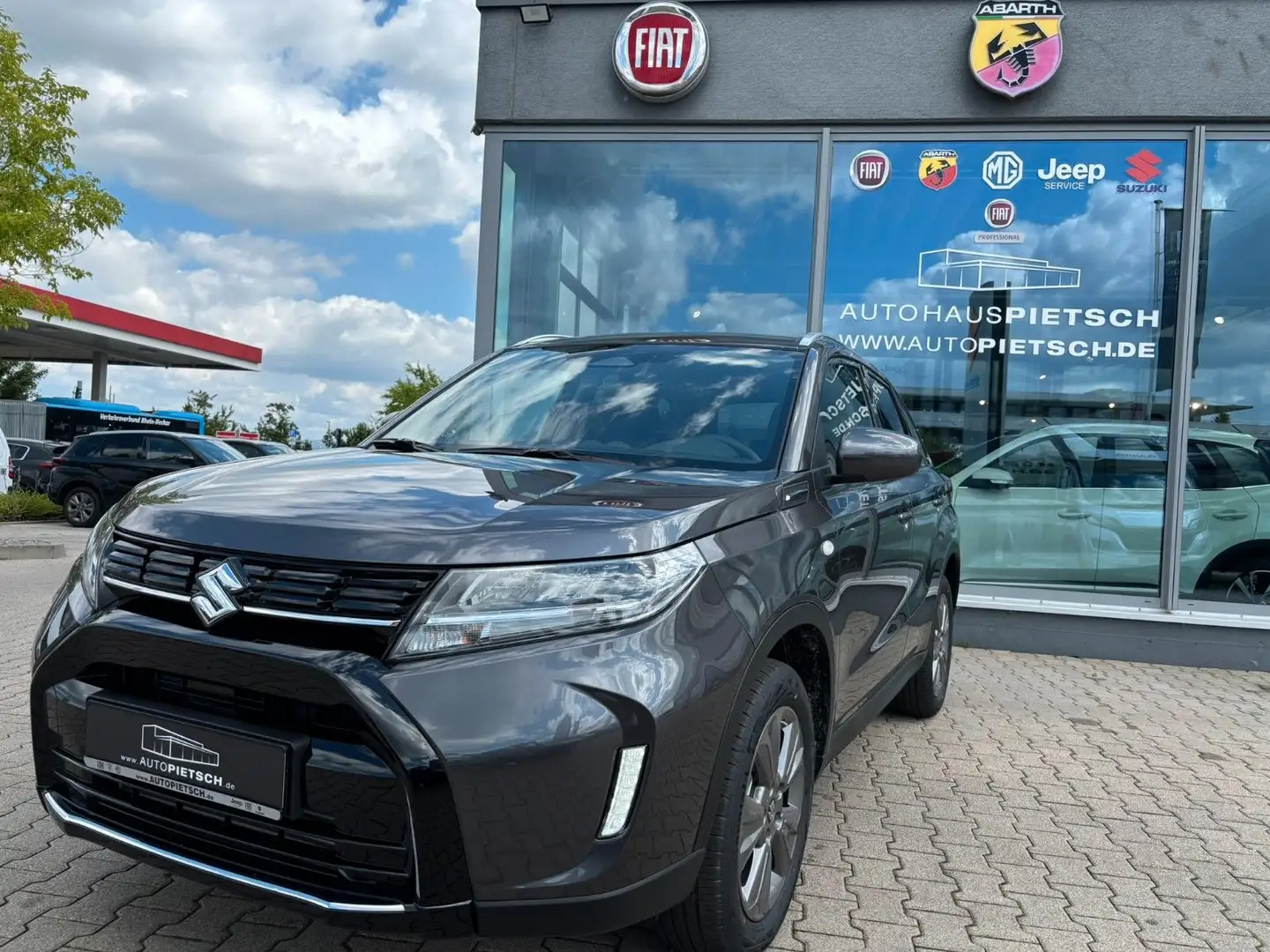 Suzuki Vitara 1.4 Mild-Hybrid Comfort 4x2*ACC*LED* Grau - 1