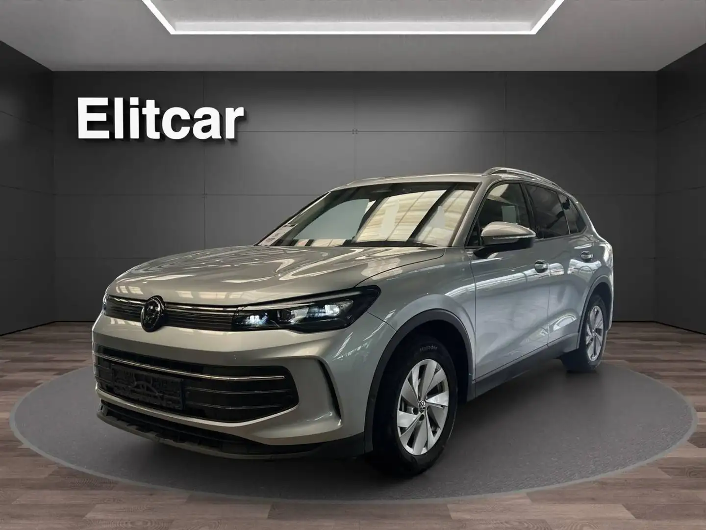 Volkswagen Tiguan 2.0 TDI 150 CV SCR DSG Life Argento - 1