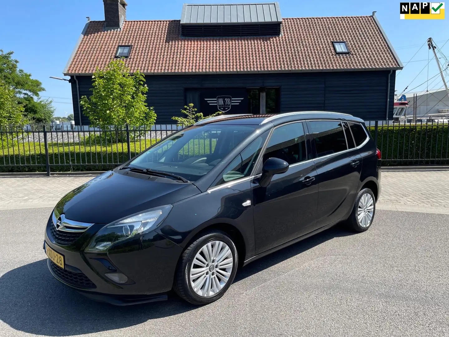 Opel Zafira Tourer 1.4 Design Edition LPG-G3 7-PERSOONS AIRCO NAVI TR Zwart - 1