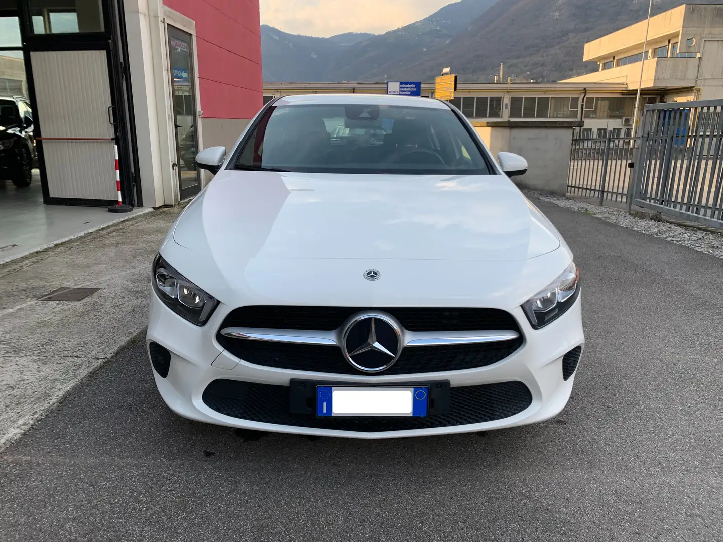 Mercedes-Benz A 250 A 250 e Automatic Plug-in hybrid Business Extra Blanco - 2
