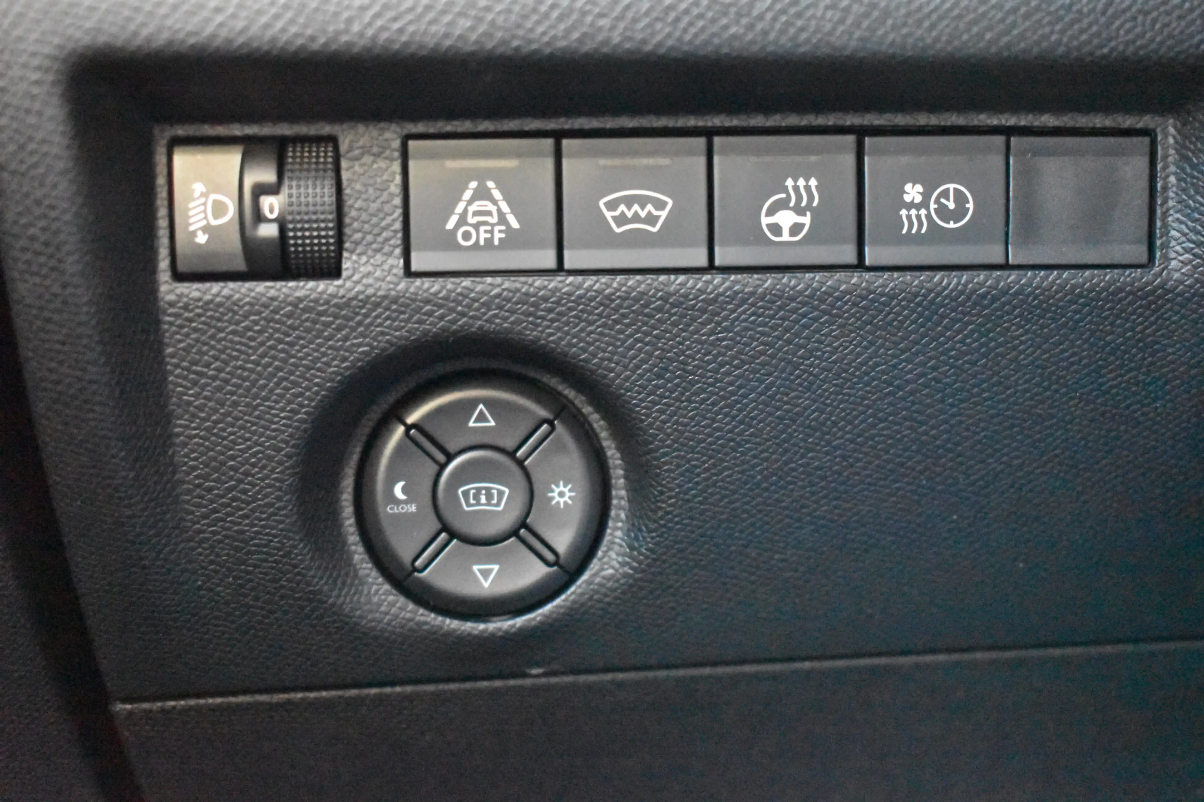 Citroen E-C4 Electric Shine 50 kWh | SOH 90% | Navigatie | Airconditioni — photo 15