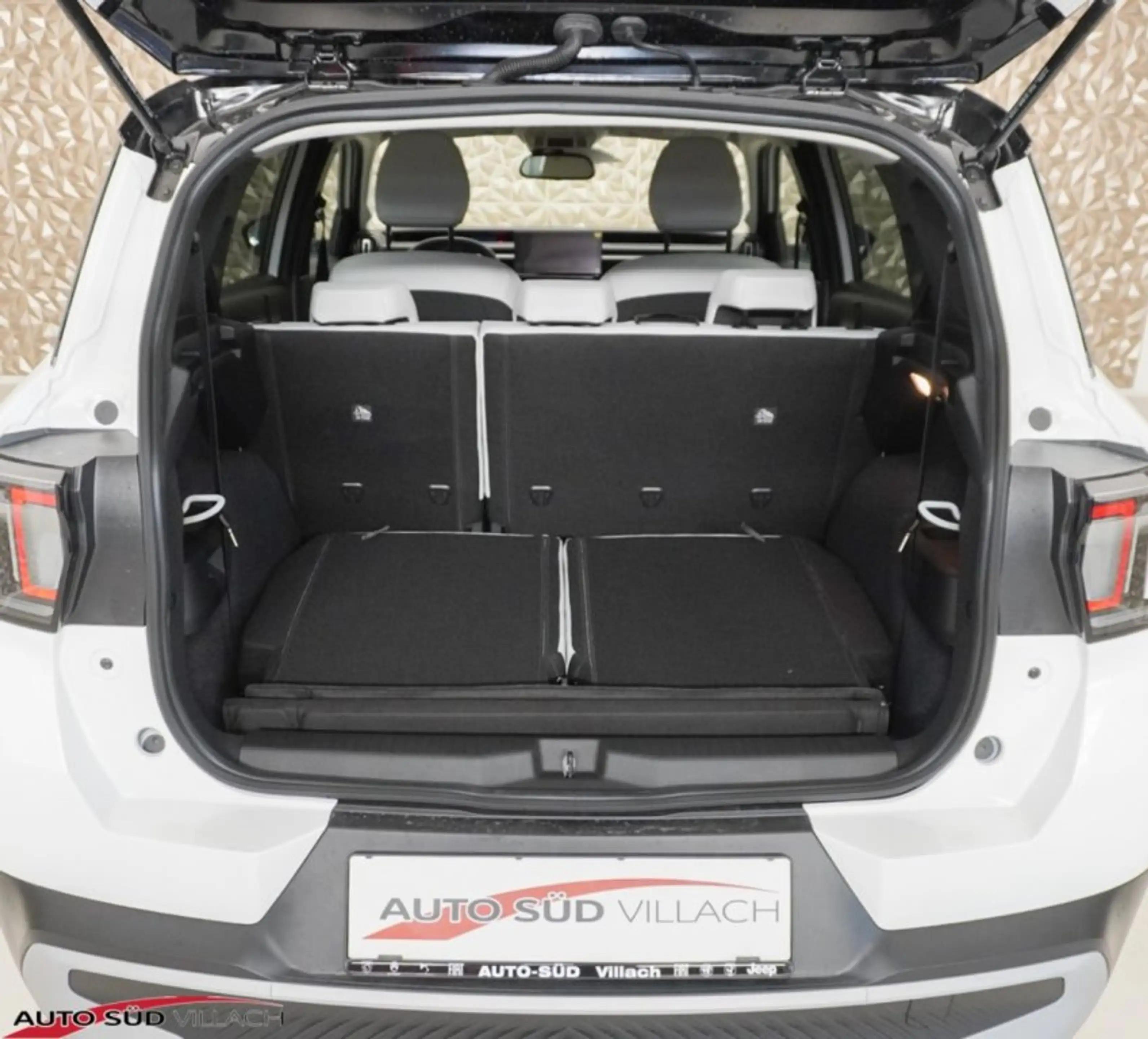 Citroen C3 Aircross Hybrid 145PS Automatik MAX — photo 7