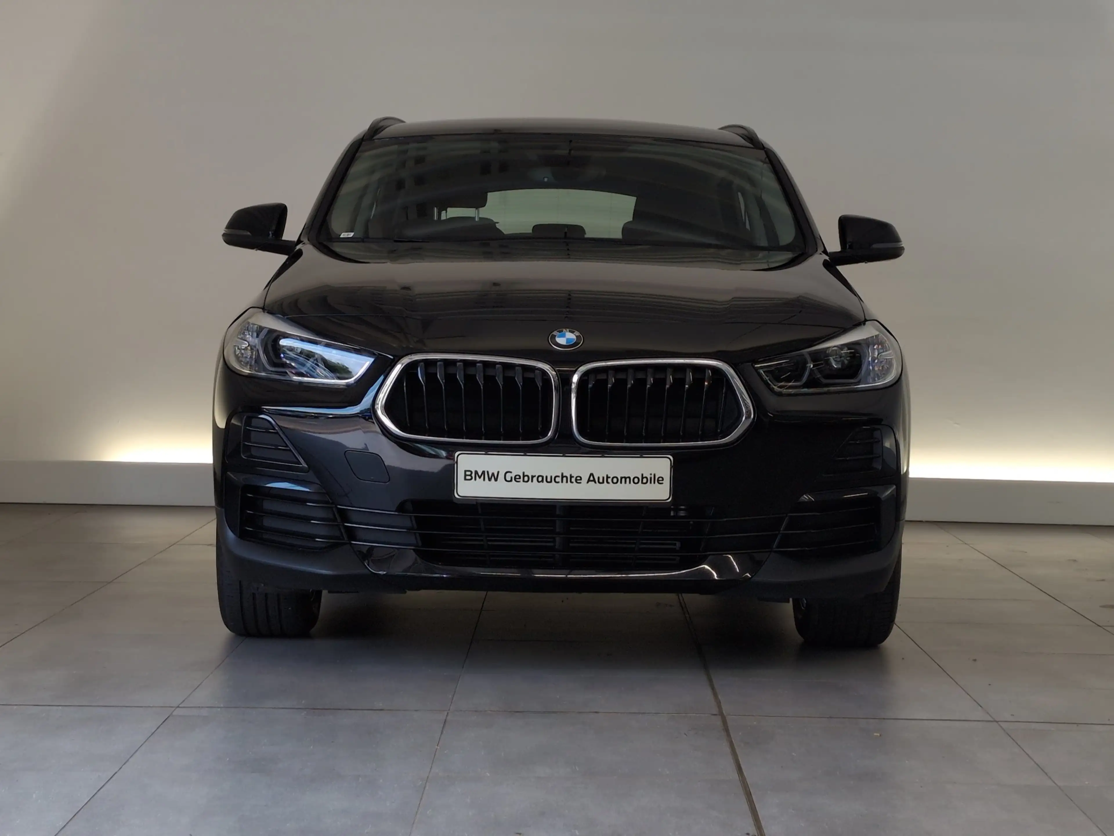 BMW X2 sDrive18i Navi/LED/AHK/PDC/DAB/SLI — photo 3